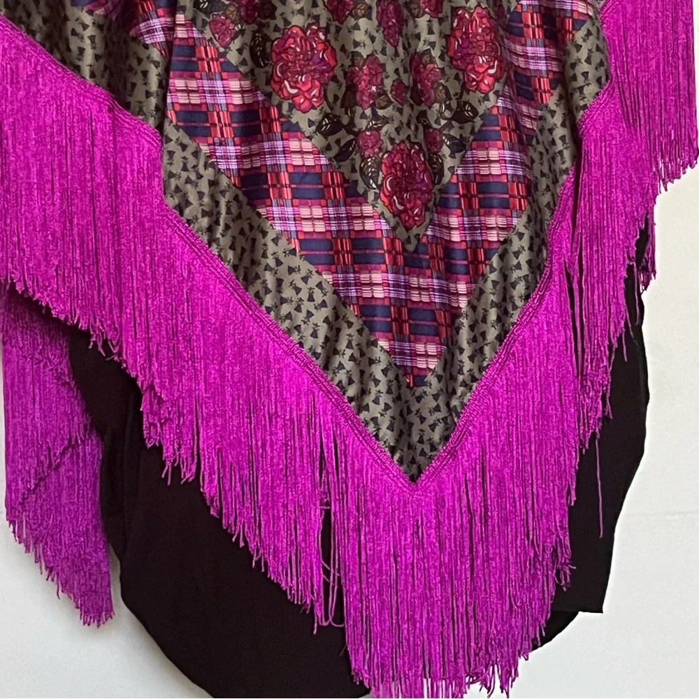 RAMPAGE blouse and poncho - Picture 2 of 16